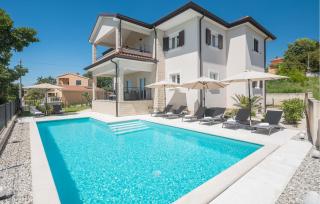 Gorgeous Home In Rojci With Kitchen - Kaštelir - 0