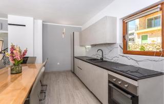 Pet Friendly Home In Vrbnik With Wifi - Vrbnik - 4