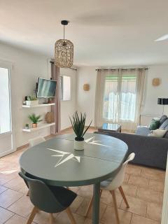 Écrin de nature , centre-ville et campagne, appart 2 chambres, grand jardin, en Provence verte - 7