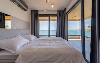 Beach Front Apartment In Povljana - Povljana - 5