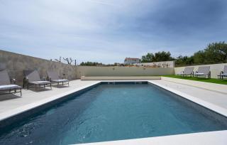 Stunning Home In Vodice With Kitchen - Vodice - 2