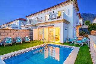 Villa Costa Adeje by Villa Plus - Adeje - 1