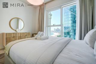 Mira Holiday Homes - Luxury 2 bed apartment in La Vie - Dubai - 1