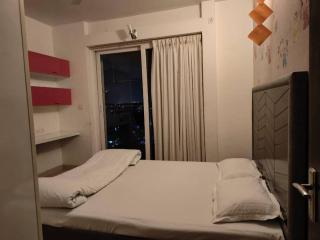 Lavish 3BHK on 12th Floor for Family Only - 5