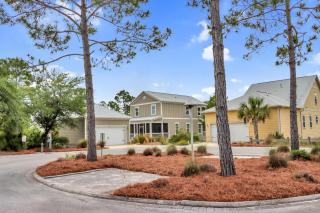 Embreeze Beach Casa by Pristine Properties Vacation Rentals - Highland View - 7