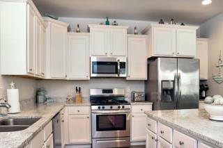Embreeze Beach Casa by Pristine Properties Vacation Rentals - Highland View - 4