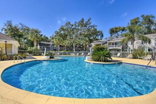 Condo with Amazing Amenities 1 Mi to Beach! - Mallory Park - 0
