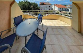 1 Bedroom Cozy Apartment In Dramalj - 2