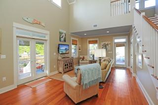 Slice of Heaven by Pristine Properties Vacation Rentals - Highland View - 1