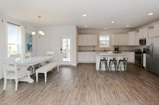 The Sandpiper by Pristine Properties Vacation Rentals - Highland View - 4