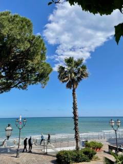 Hotel Beau Rivage - Alassio - 5
