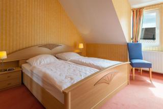 Landhotel Zur Linde - Verden - 5