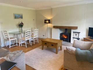 Beautiful stone cottage in peaceful village - Richmond - 2