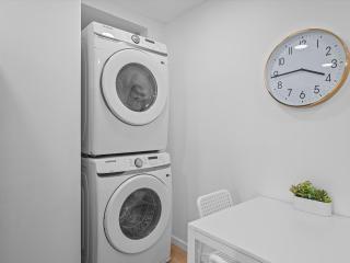 Shadyside, Central 3C Spacious & Modern Private Bedroom With Shared Bathroom and Free Parking - Pittsburgh - 1
