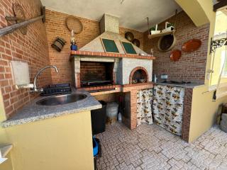 Happy Silva Guesthouse - Lagos - 3