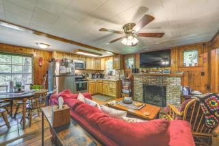 Pet-Friendly Creekside Cabin with Pool Access! - Maggie Valley - 7