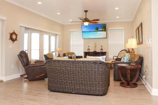 Farr Away Living by Pristine Properties Vacation Rentals - Indian Pass - 4