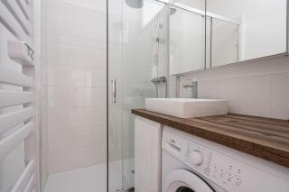 Big apartment 2BR Arc de Triomphe 4-6p - Parijs - 7