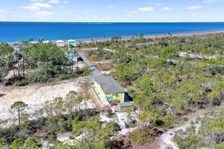 Dolphin Daze Beach House by Pristine Property Vacation Rentals - Saint Joe Beach - 5