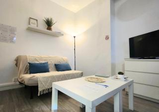 1# Central'Tours BLEU - Hypercentre - Tours - 7