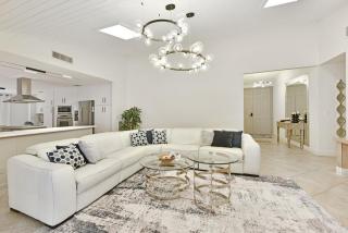 Cozy home with big pool in Wellington! - Wellington - 9