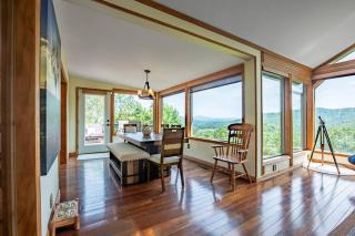 Mountain View/Jacuzzi/ Fire pit/ close to downtown - Murphy - 1