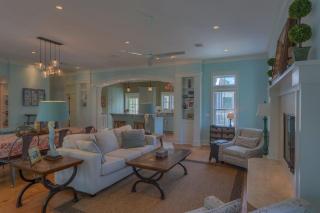 Moon & Stars by Pristine Properties Vacation Rentals - Highland View - 9