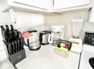 1514 Heart of Waikiki with Kitchen Free Parking City View - Honolulu - 4