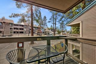 Lakeland Village 495 - Stellers Jay’s Nest Hot Tubs Beach - South Lake Tahoe - 5