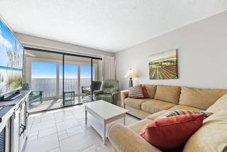 Edgewater 82- floor to ceiling glass doors - Gulf Shores - 8