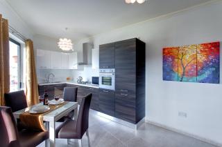 Cozy Apartment in St Paul's Bay - St Paul's Bay - 3