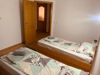 Guesthouse Yugo - 6