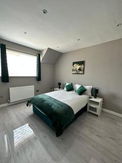 Deluxe Apartment - Harrow on the Hill - 7