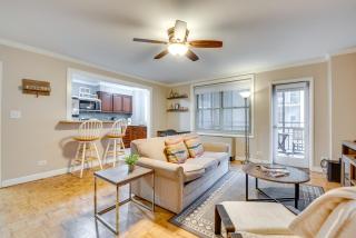 Downtown Atlanta Condo Balcony, Walkable Area - Atlanta - 0