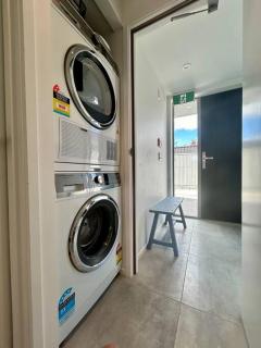 Amazing Lake View Apartment - Wanaka - 6