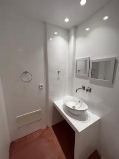 Naxos Art studio 2 - 4