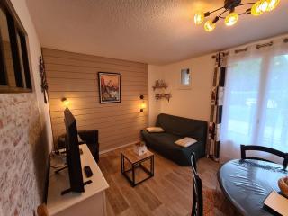 Escapade Montagne en Famille, appartement cosy avec piscine couverte - Bielle - 7
