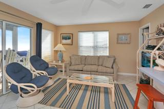 Pelican Landing 3 by Pristine Properties Vacation Rentals - Indian Pass - 3