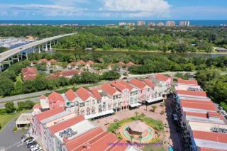 Cozy Stay with European Charm - Palm Coast - 8