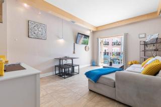 Cozy Stay with European Charm - Palm Coast - 4