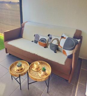 Studio, Terrasse et piscine, Proche centre et plages - 5