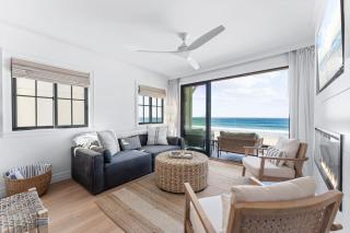 Luxury oceanfront fourplex with roof deck sleeps 22 - San Diego - 1