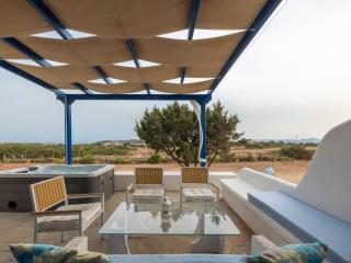 Cycladic home in Paros - 9