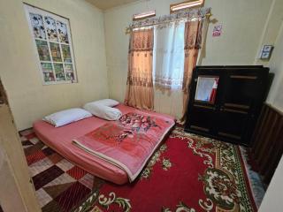 Homestay dan Cafe BungaSonsang - Gadut - 4