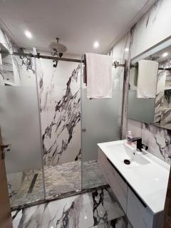 Luxury 3 bedroom panoramic views in Hotspot with Fibre Optic Wifi and Netflix - Tangeri - 8