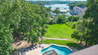 Private Pool Vacation Home - Lake Ozark - 2