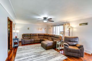 Port Clinton Home Hot Tub, Steps to Portage River - 7