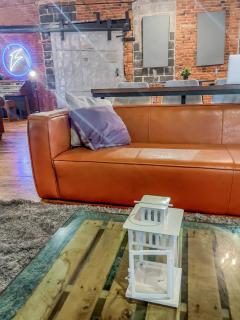 Stylish Philly Loft - 3