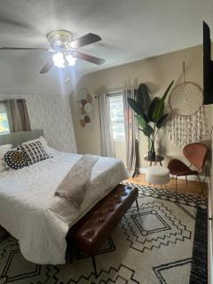 Cozy 4bedroom Cottage with hotub/suana - 1