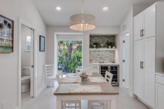 Casa Del Mar- Stunning Villa with Pool and Spa - Sanibel - 2